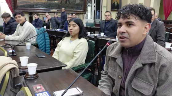 108826-estudiantes-de-la-unsa-debatieron-sobre-tributacion-minera-en-el-programa-diputados-por-un-dia