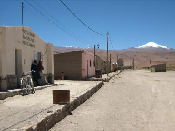 79384-en-santa-rosa-de-los-pastos-grandes-se-construira-un-centro-de-salud-de-atencion-primaria