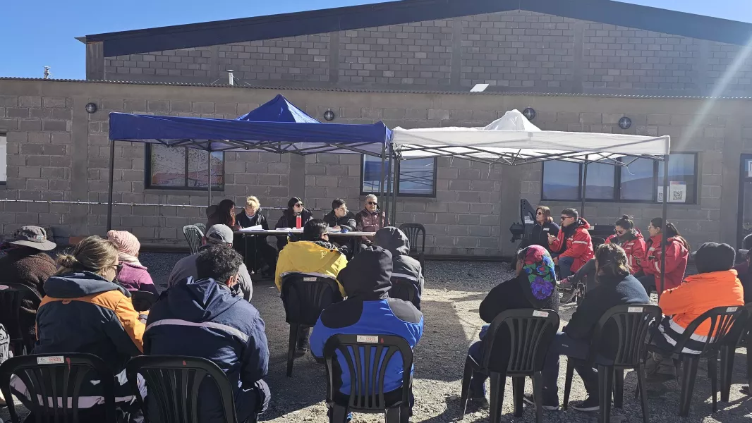 101898-mesas-de-trabajo-social-impulso-a-la-electrificacion-y-desarrollo-local-en-santa-rosa-de-los-pastos-grandes