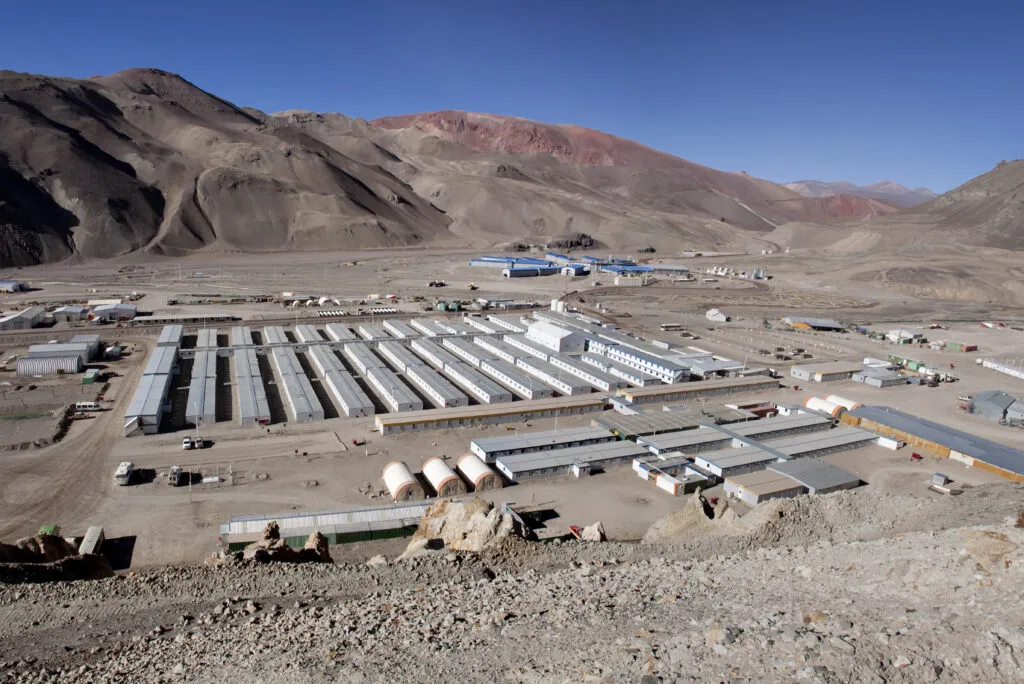 ejecutivos-mineras-revelan-desafios-crecimiento-1024x684