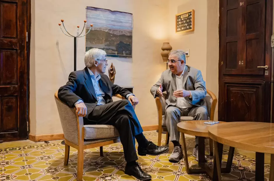 69416fdbe0a80__940x620