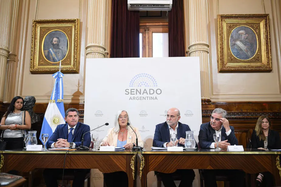 LeyGlaciaresSenado