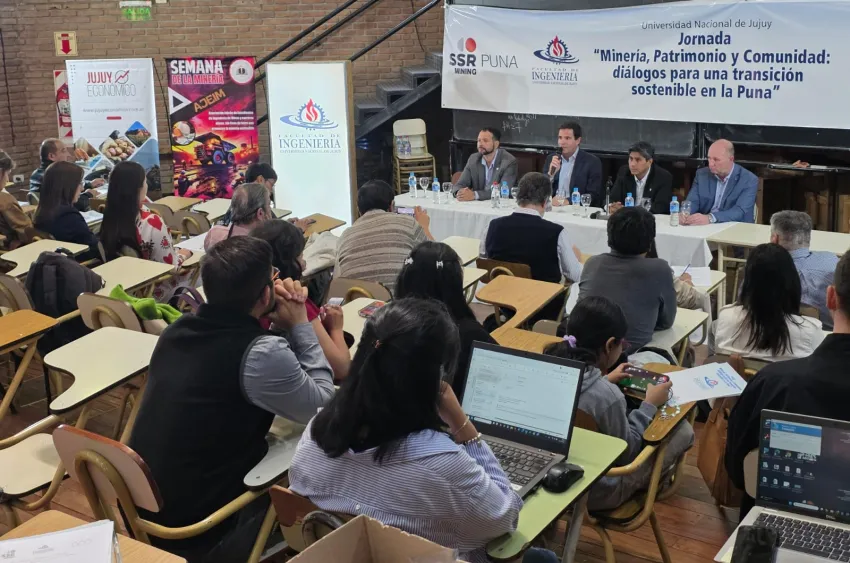 9770789a0f33e588bdf77280b57e9f04_XL