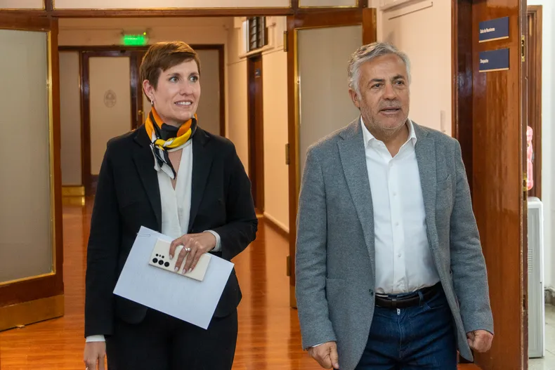 10-junio-proyecto-ley-residuos-solidos-urbanos-rsu-la-provincia-jimena-latorre-alfredo-cornejojpg