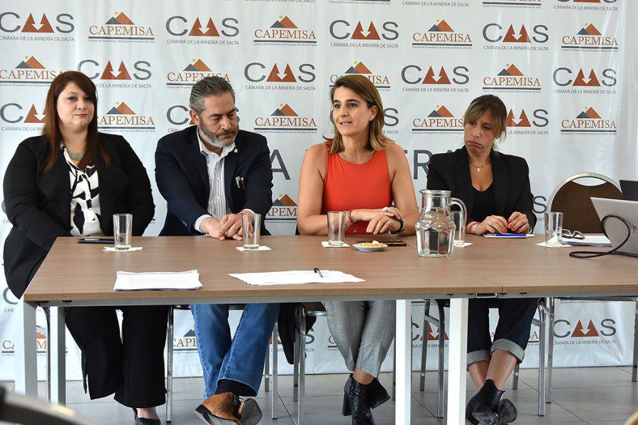 92540-se-presento-el-sello-de-espacios-igualitarios-y-libres-de-violencia-por-motivos-de-genero