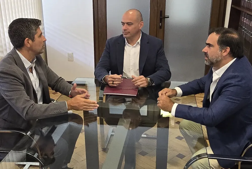 multimedia.grande.a5e5cf58ed1067a7.Z3JhbmRlLndlYnA=