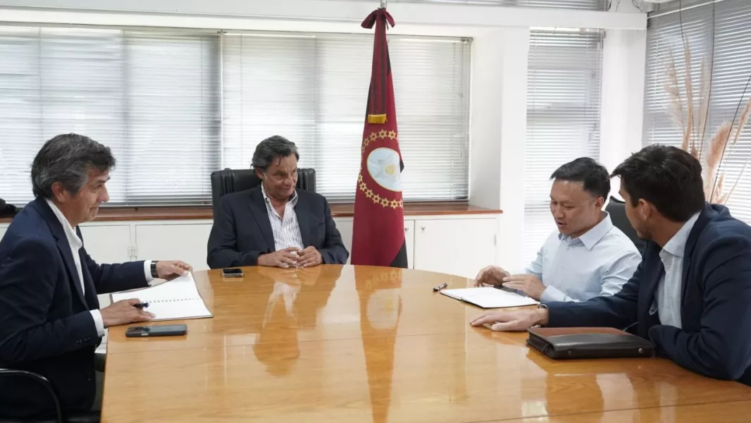 106268-salta-fortalece-lazos-con-empresas-mineras-que-invierten-en-la-provincia