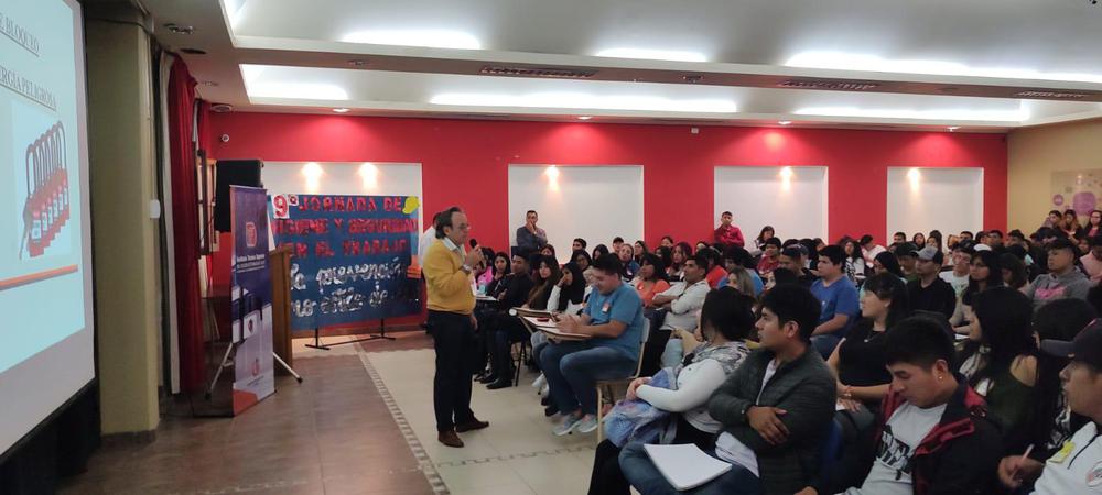 4f9b-4811-af59-524fea458aef