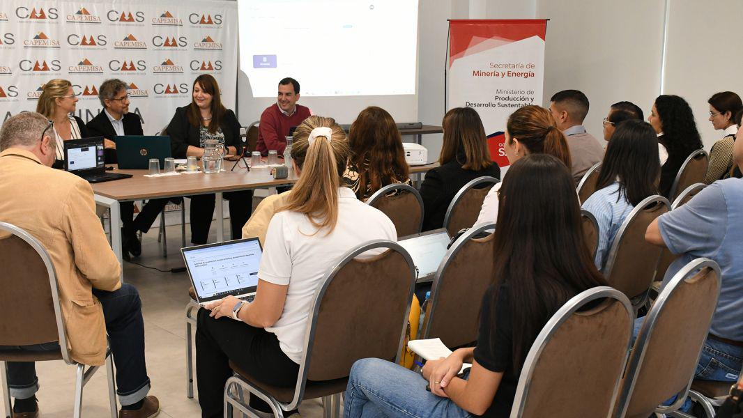 sistema-de-informacion-minera-de-salta-comenzo-la-capacitacion-para-cargar-datos-socioeconomicos-del-sector-minero
