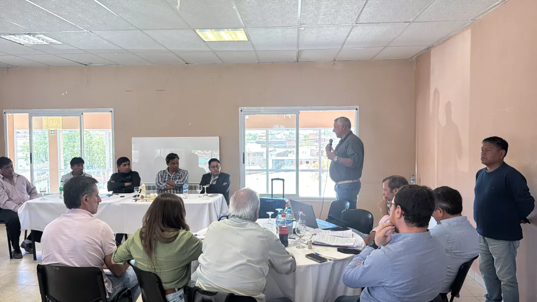 21259-ministro-lupion-en-san-antonio-de-los-cobres