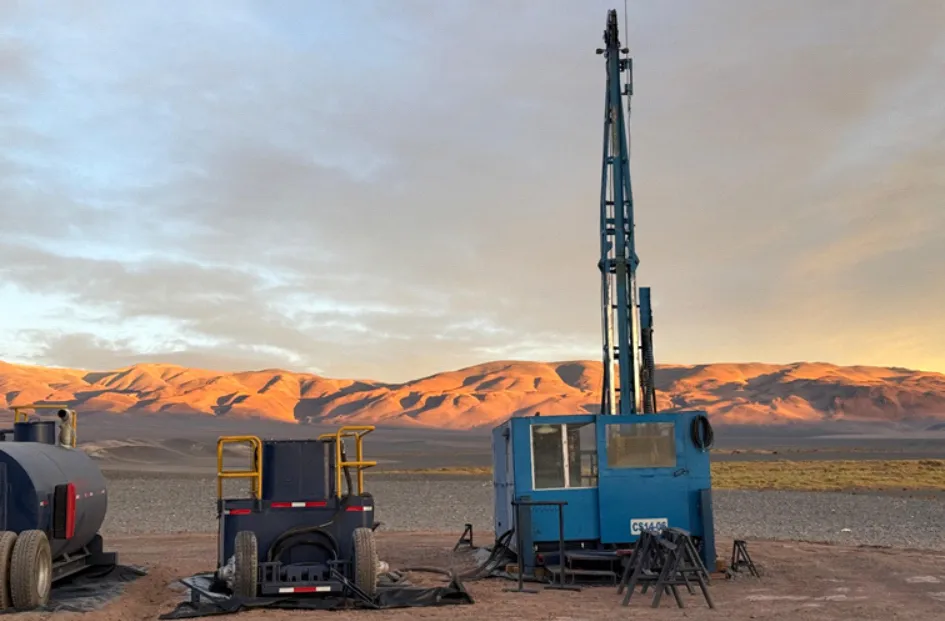 multimedia.normal.869b100b4c1c61a2.Q2FyYWNoaSAtMl9ub3JtYWwud2VicA==