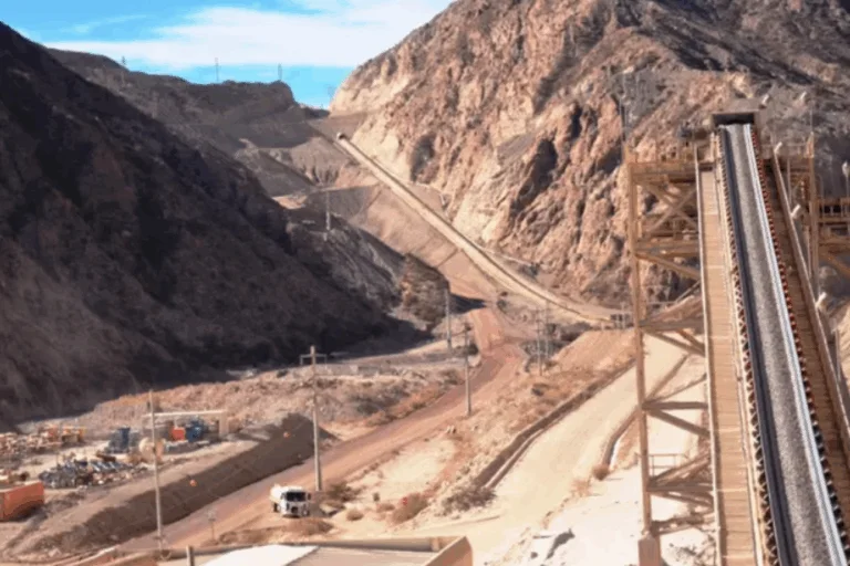 Captura-de-pantalla-2025-12-26-115040-1-768x512