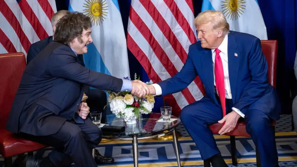 javier-milei-con-donald-trump-2332837