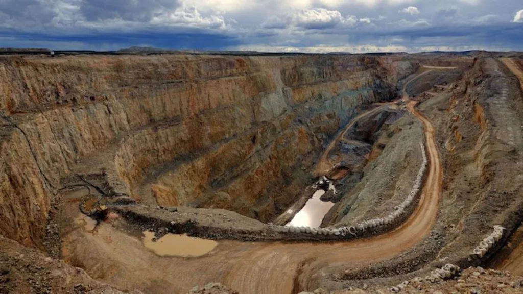 Minera-Cerro-Vanguardia-1024x576