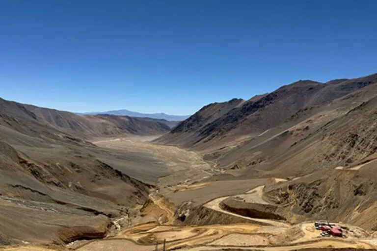 Lunahuasi2-1-1-768x512